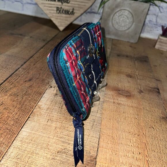 Vera Bradley Retired Scottie Dog Tartan Plaid RFD Turnlock Wallet - Picture 10 of 11